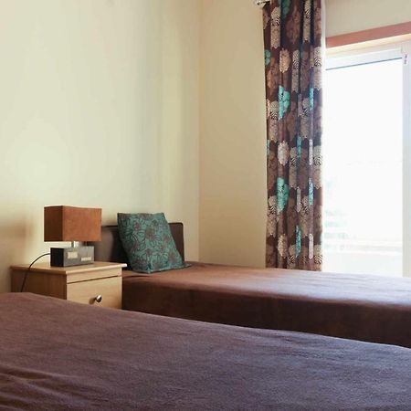 Apartamento Maresia T2 Penthouse By Your Home Algarve 卡巴纳斯·德·塔维拉 外观 照片