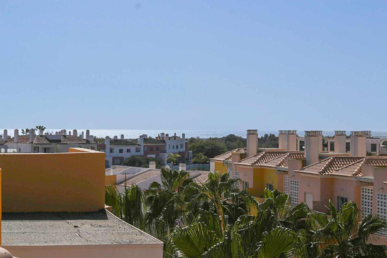 Apartamento Maresia T2 Penthouse By Your Home Algarve 卡巴纳斯·德·塔维拉 外观 照片